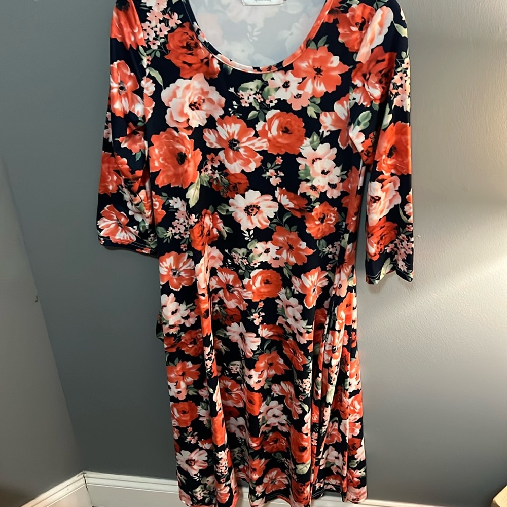 Sign Here Signature Clothing Dress size L